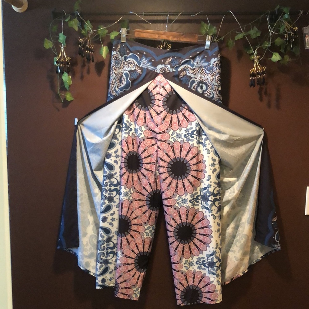 Boho Pants - Picture 6 of 7